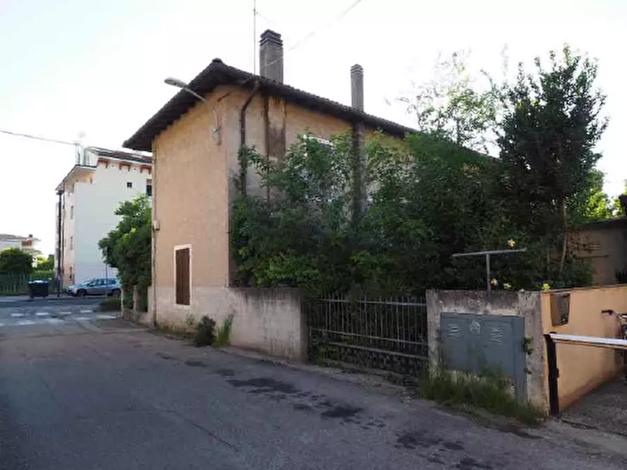 Immagine 2 di Villetta a schiera in vendita  in Via Udine, 23 a Pordenone