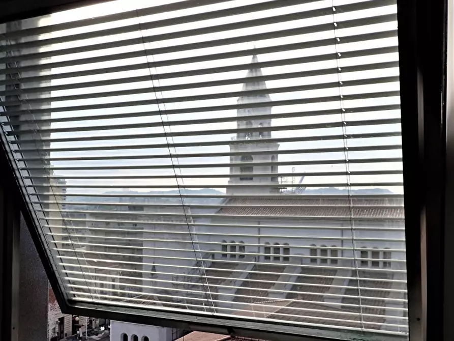 Immagine 16 di Ufficio in vendita  in P.ZZA E. ALESSANDRINI 25 a Pescara