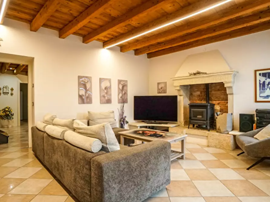 Immagine 1 di Villetta a schiera in vendita  a Roncà