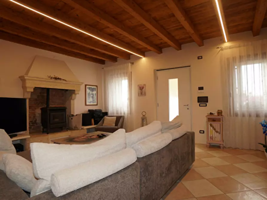 Immagine 3 di Villetta a schiera in vendita  a Roncà