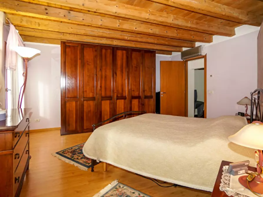 Immagine 11 di Villetta a schiera in vendita  a Roncà