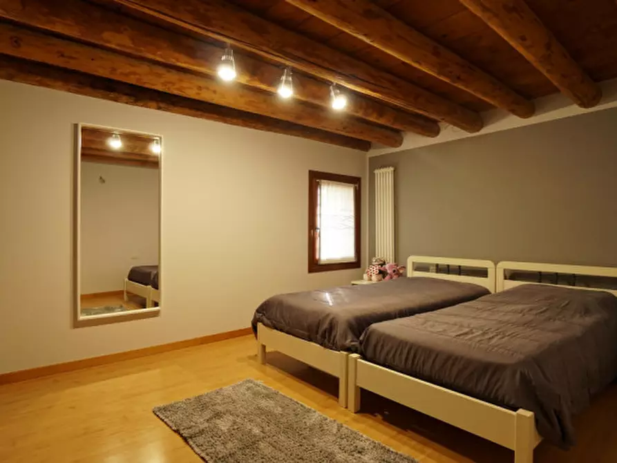 Immagine 13 di Villetta a schiera in vendita  a Roncà