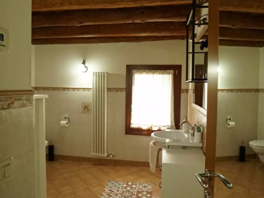 Immagine 18 di Villetta a schiera in vendita  a Roncà