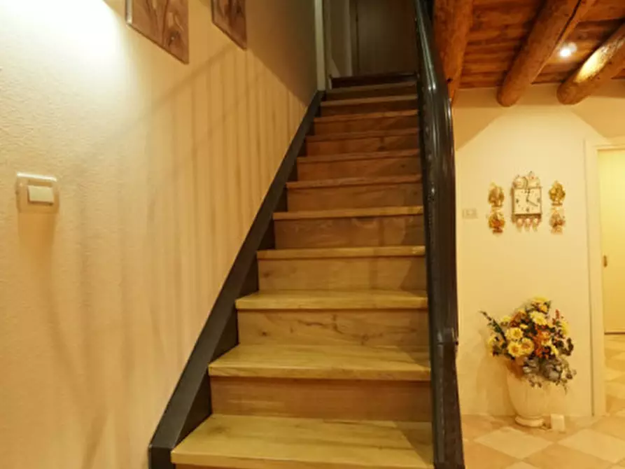 Immagine 21 di Villetta a schiera in vendita  a Roncà