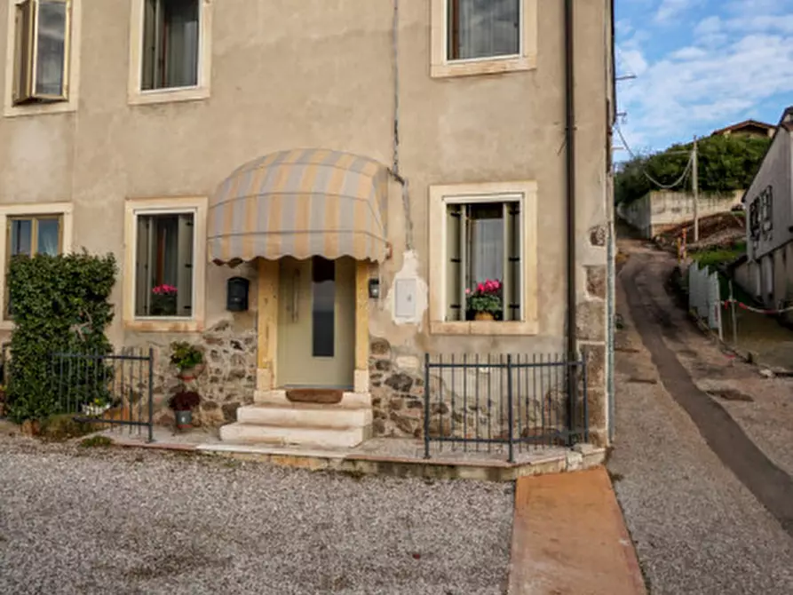 Immagine 30 di Villetta a schiera in vendita  a Roncà