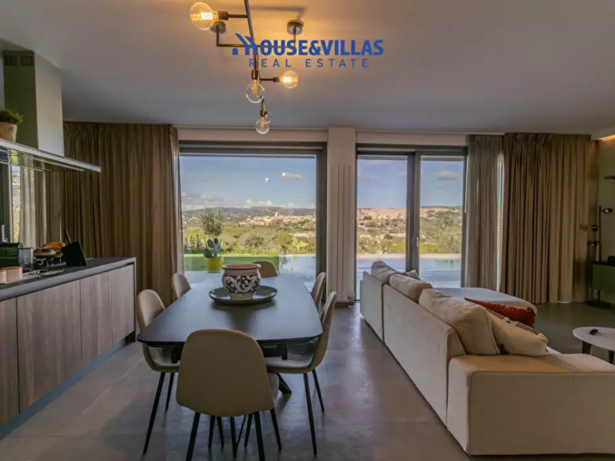 Immagine 11 di Villa in vendita  in cda niura a Noto