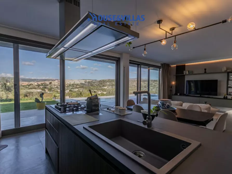 Immagine 12 di Villa in vendita  in cda niura a Noto