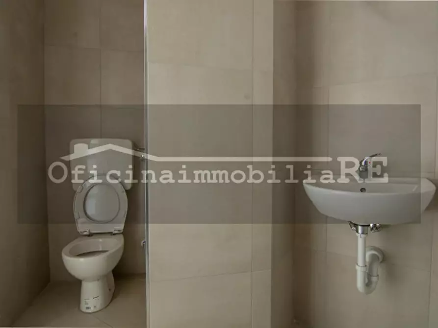 Immagine 14 di Capannone industriale in vendita  a Vigonovo