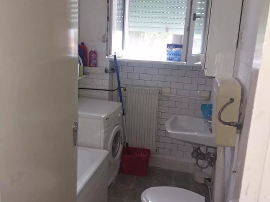 Immagine 6 di Appartamento in vendita  in Via Chiesa di Rorai, 15 a Pordenone