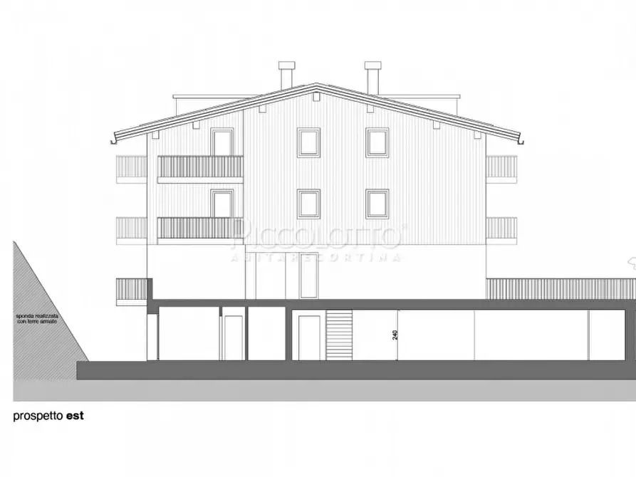 Immagine 10 di Appartamento in vendita  in via Menardi a Cortina D'ampezzo