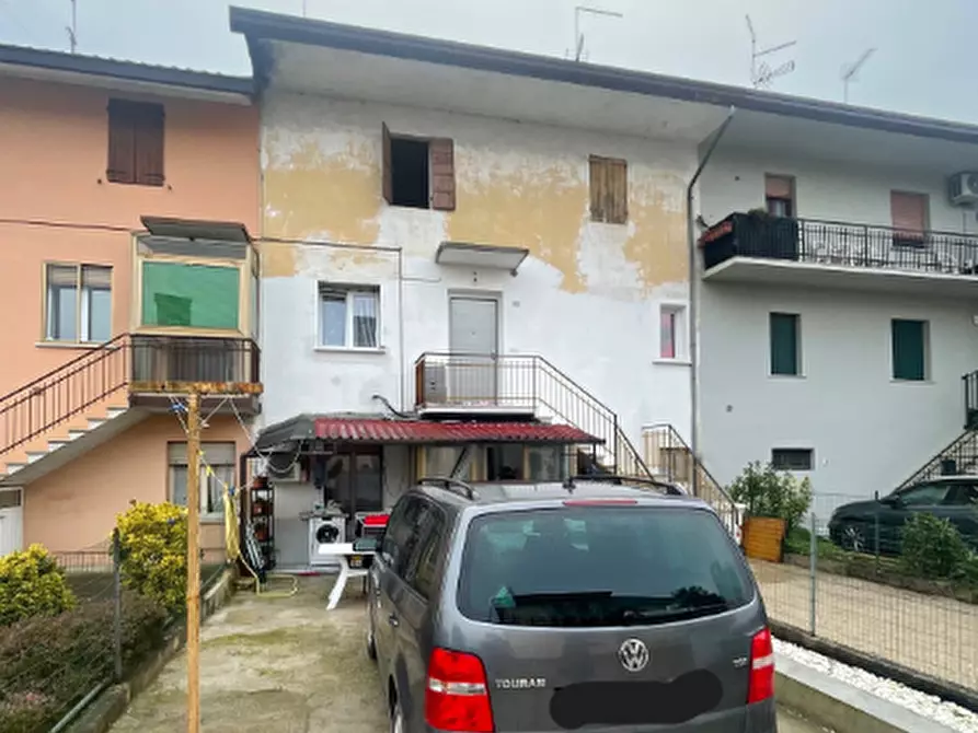Immagine 1 di Appartamento in vendita  in Piazza Guglielmo Marconi, 66 a Pramaggiore