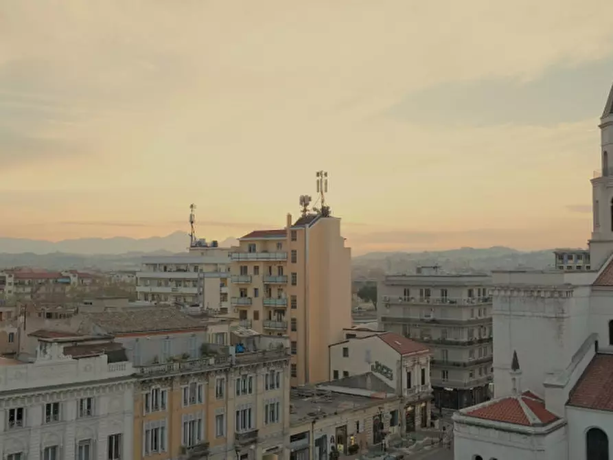 Immagine 1 di Appartamento in vendita  in P.ZZA E. ALESSANDRINI 25 a Pescara