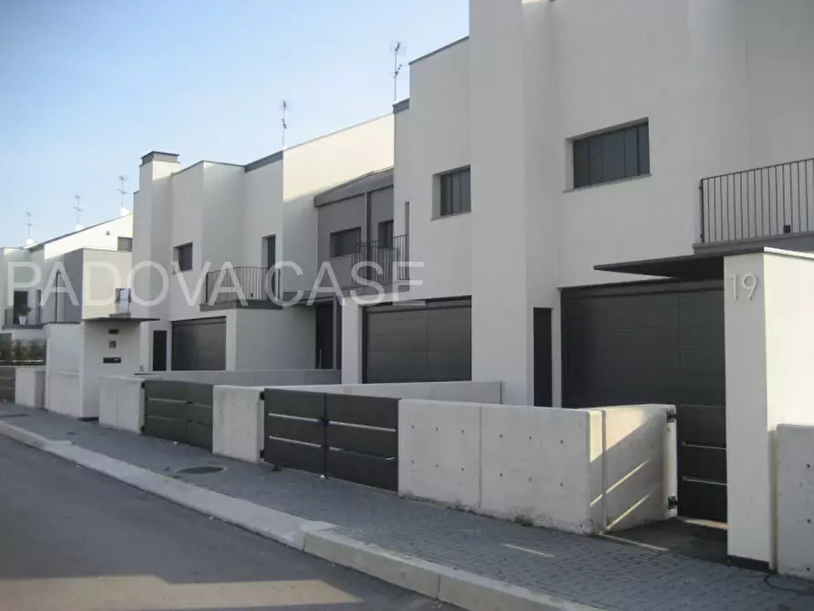 Immagine 11 di Villetta a schiera in vendita  in Via degli Artisti a Padova