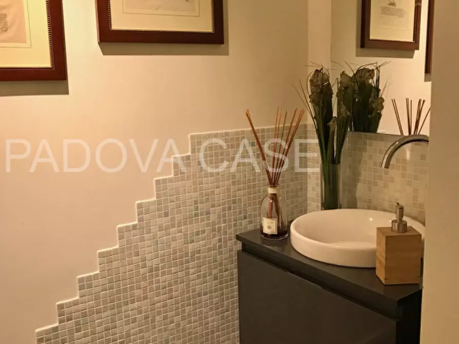 Immagine 13 di Villetta a schiera in vendita  in Via degli Artisti a Padova