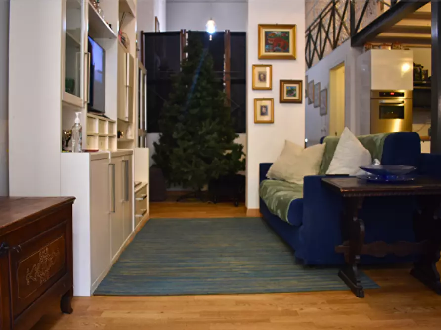 Immagine 2 di Loft/Open space in vendita  in via Ospizi Civili a Parma