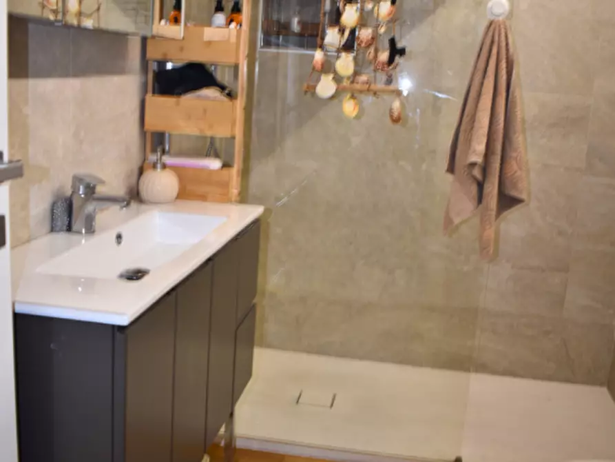 Immagine 50 di Loft/Open space in vendita  in via Ospizi Civili a Parma