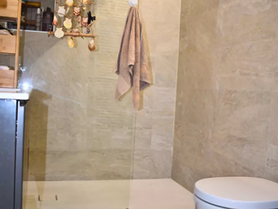 Immagine 51 di Loft/Open space in vendita  in via Ospizi Civili a Parma