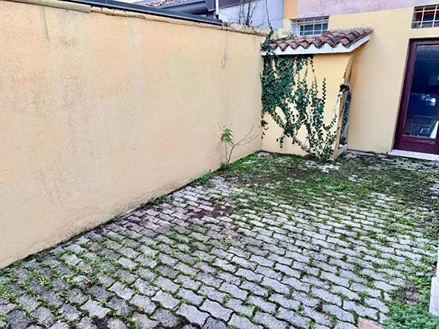 Immagine 10 di Appartamento in vendita  a Badia Polesine