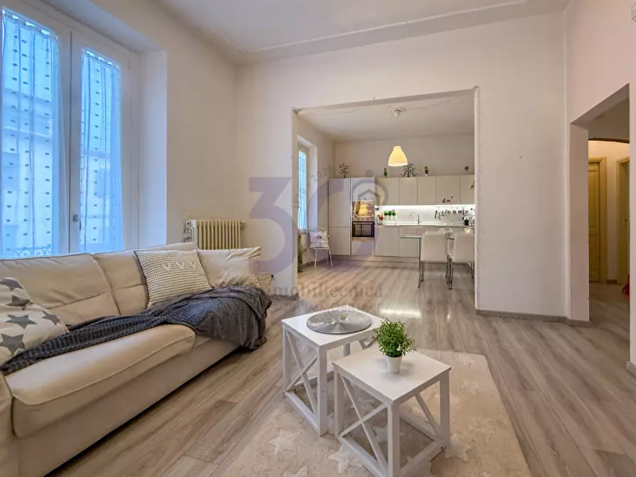 Immagine 2 di Appartamento in vendita  in Tribunale pressi a Arezzo