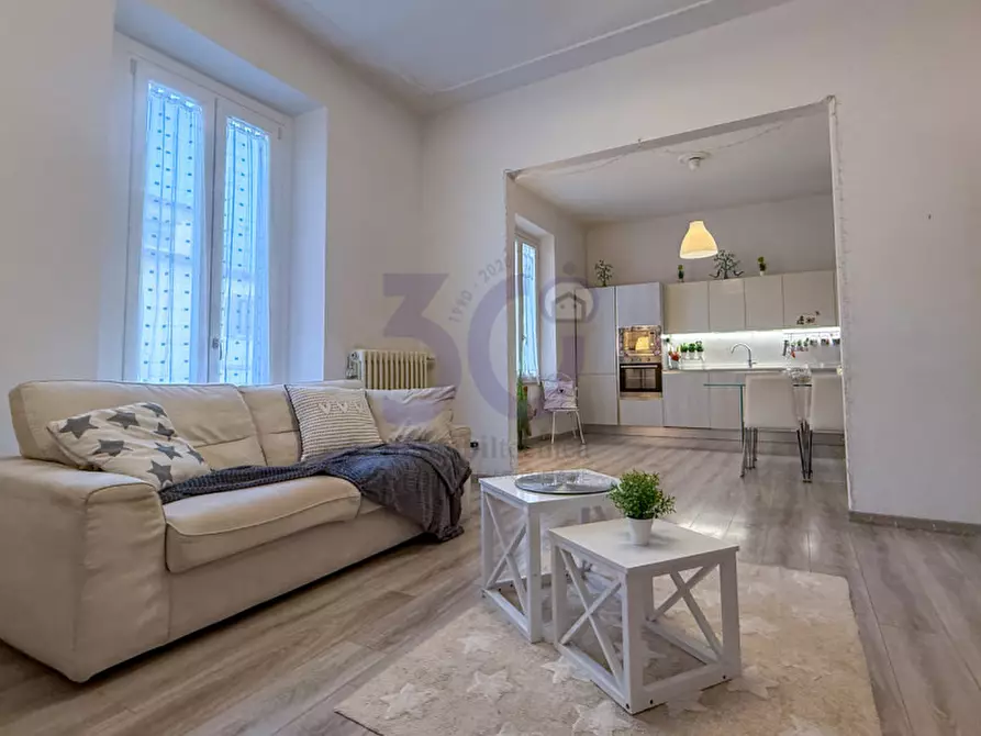 Immagine 16 di Appartamento in vendita  in Tribunale pressi a Arezzo