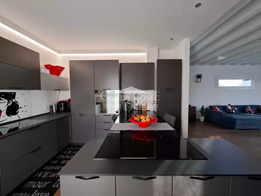 Immagine 9 di Villa in vendita  in via Pisenze a Manerba Del Garda