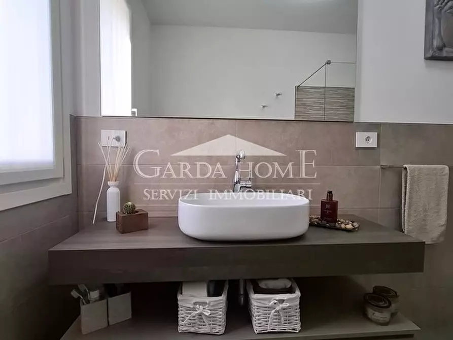 Immagine 21 di Villa in vendita  in via Pisenze a Manerba Del Garda