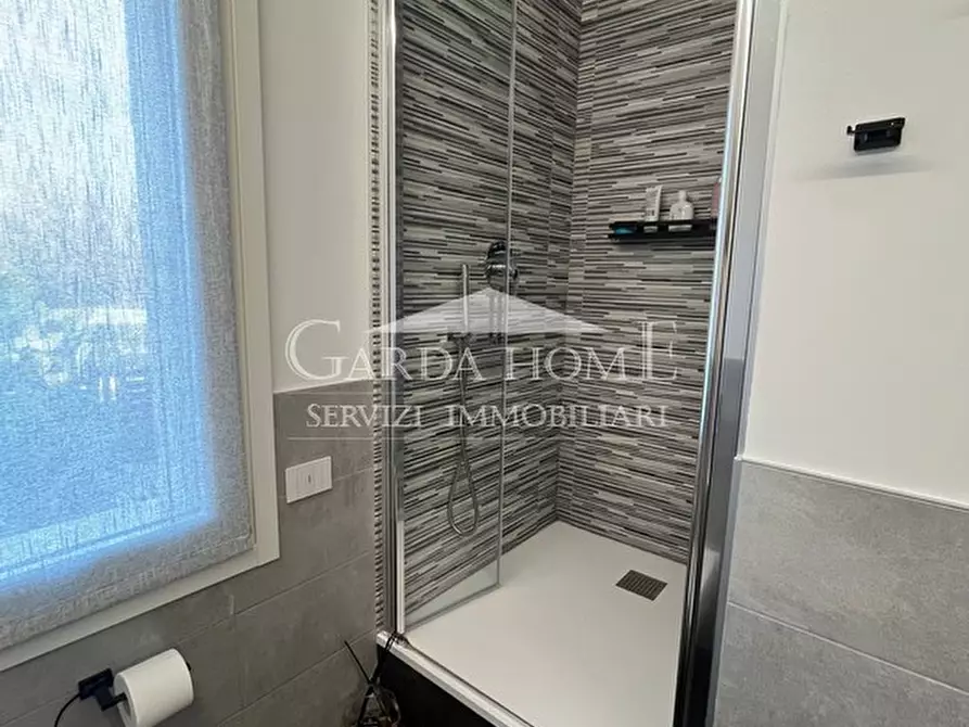 Immagine 29 di Villa in vendita  in via Pisenze a Manerba Del Garda