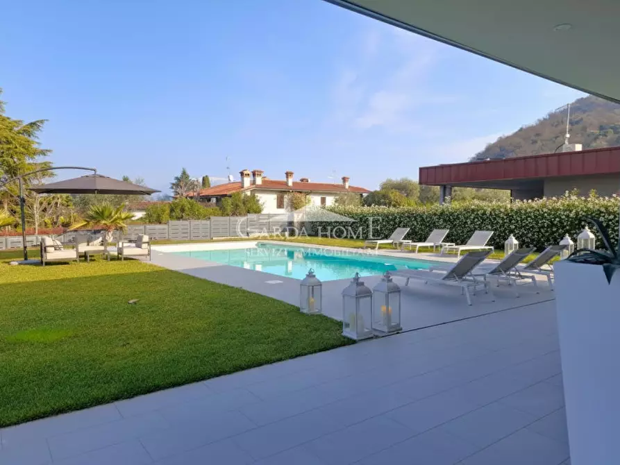 Immagine 37 di Villa in vendita  in Via Pisenze a Manerba Del Garda