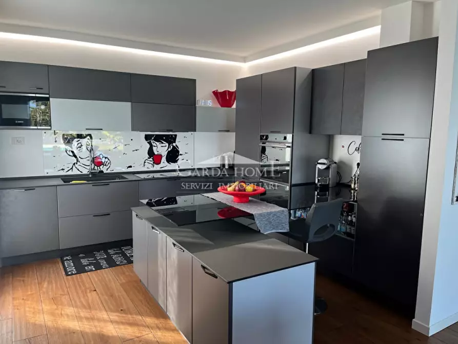 Immagine 42 di Villa in vendita  in via Pisenze a Manerba Del Garda