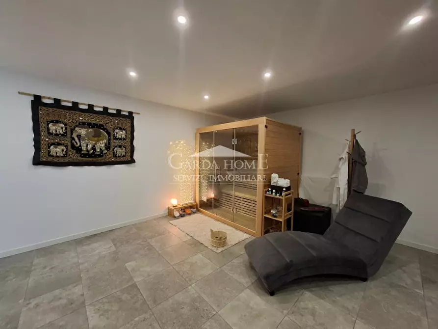 Immagine 45 di Villa in vendita  in via Pisenze a Manerba Del Garda