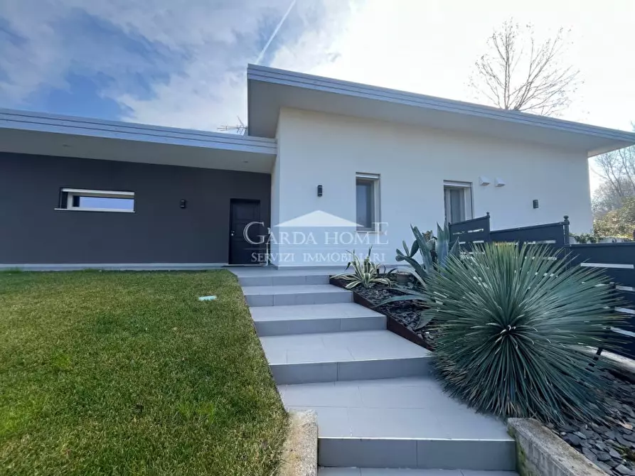 Immagine 47 di Villa in vendita  in Via Pisenze a Manerba Del Garda