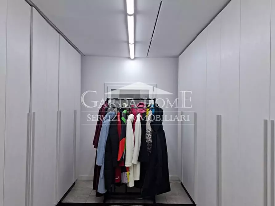 Immagine 48 di Villa in vendita  in via Pisenze a Manerba Del Garda