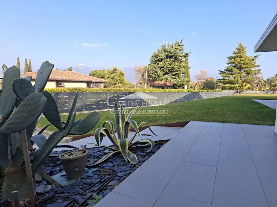 Immagine 51 di Villa in vendita  in via Pisenze a Manerba Del Garda