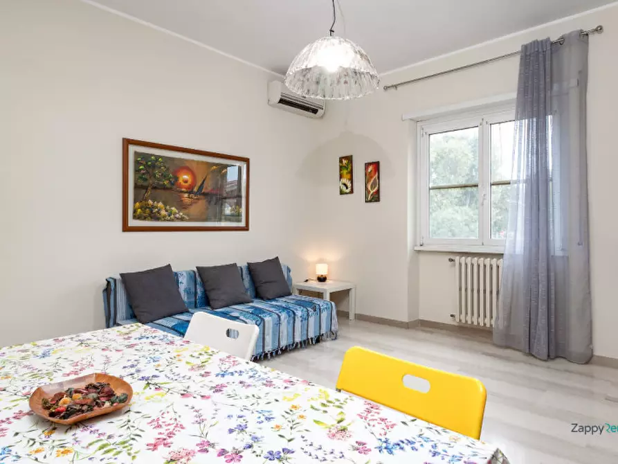 Immagine 6 di Appartamento in affitto  in Via della Salvia a Roma