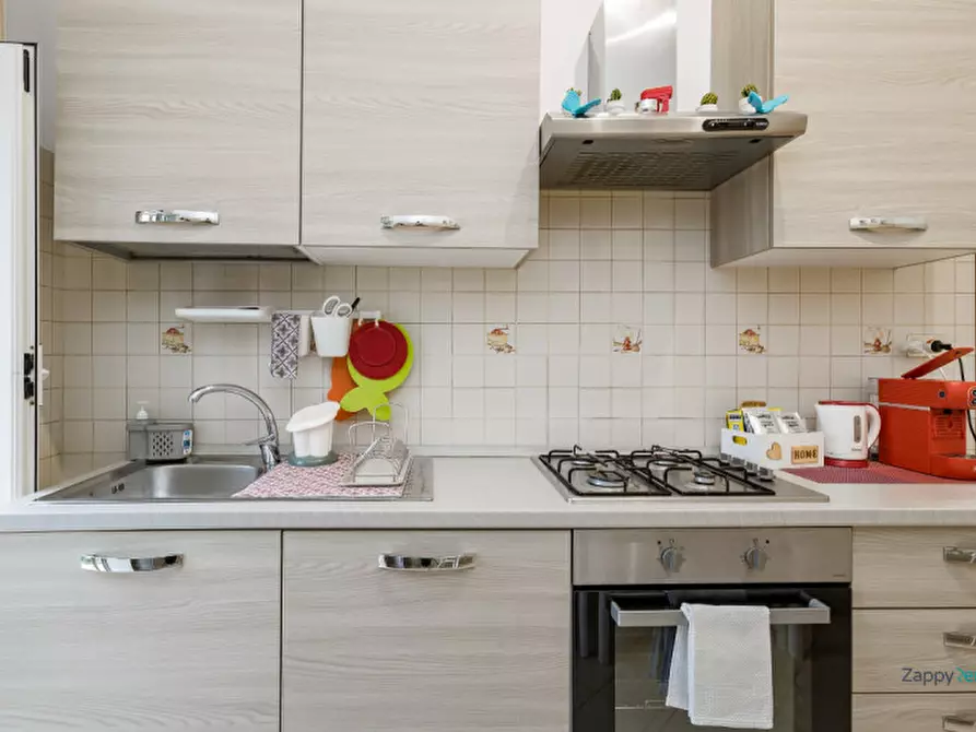 Immagine 13 di Appartamento in affitto  in Via della Salvia a Roma