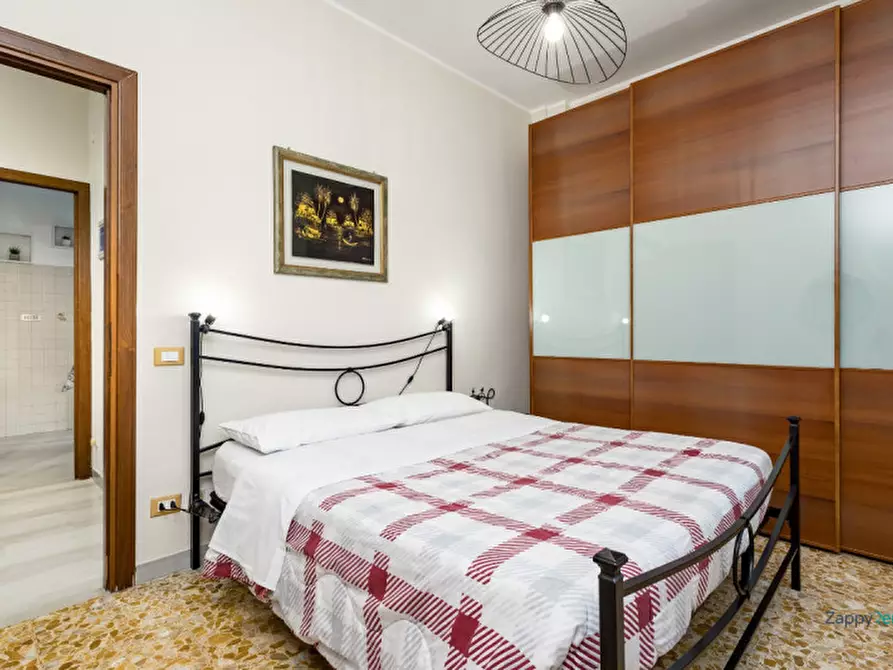 Immagine 33 di Appartamento in affitto  in Via della Salvia a Roma