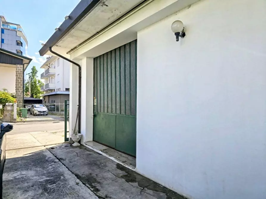 Immagine 17 di Appartamento in vendita  in Via G. Cardano, 2, 35031 Abano Terme PD, Italia a Abano Terme