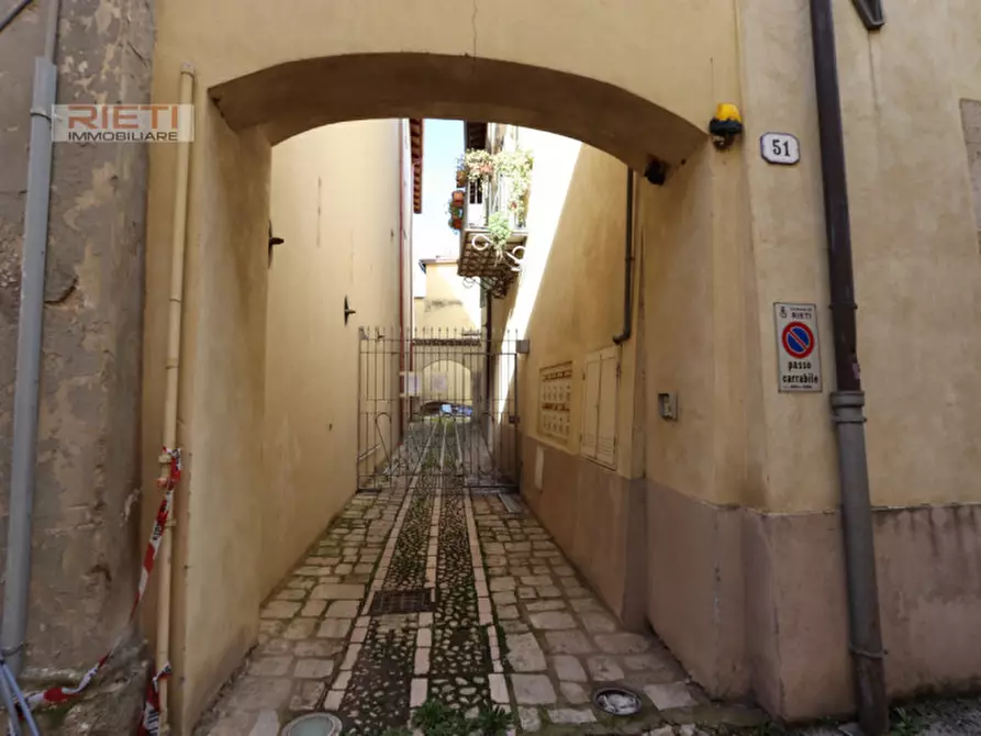 Immagine 2 di Appartamento in vendita  in Via Centurioni a Rieti