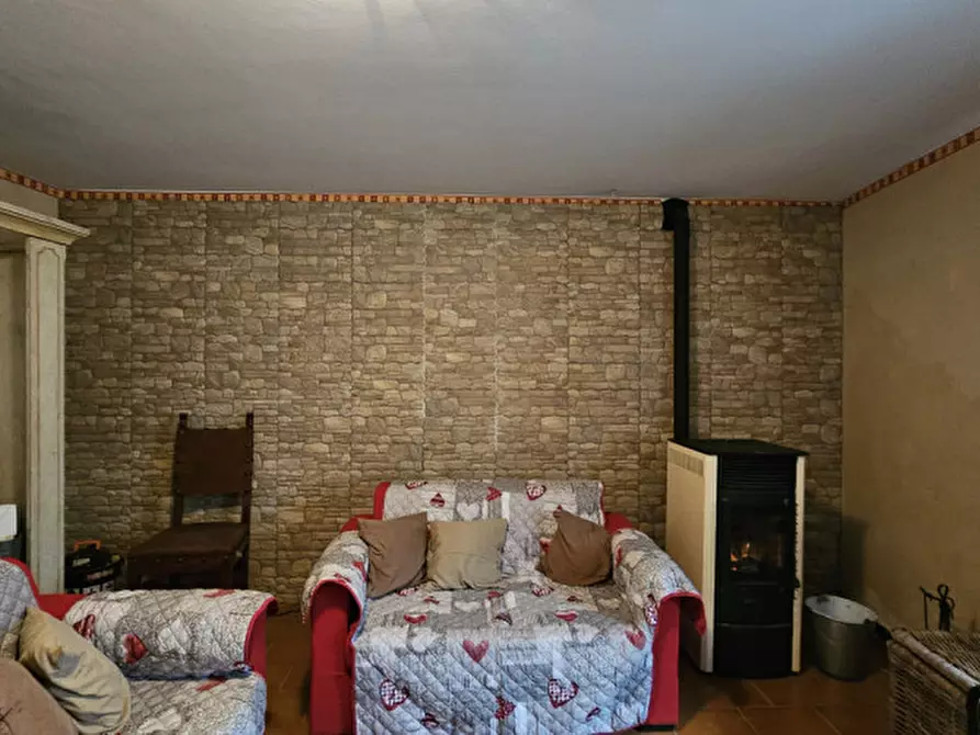 Immagine 12 di Villetta a schiera in vendita  in Via Iuretig 7 a Pulfero