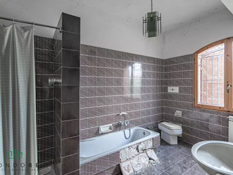 Immagine 35 di Villa in vendita  in via Larghe a Granarolo Dell'emilia