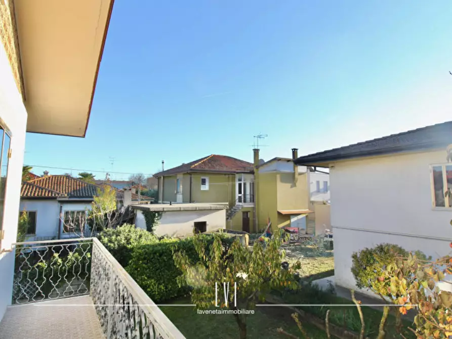 Immagine 17 di Casa indipendente in vendita  in Via Giacomo Leopardi 9 a San Donà Di Piave