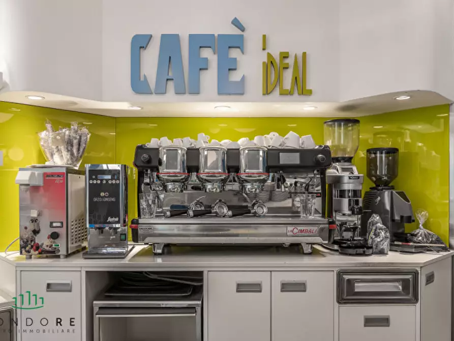 Immagine 10 di Attività commerciale in vendita  in Via Edgardo Fogli comacchio a Comacchio