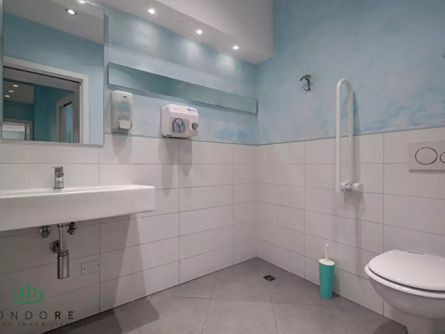 Immagine 38 di Attività commerciale in vendita  in Via Edgardo Fogli comacchio a Comacchio