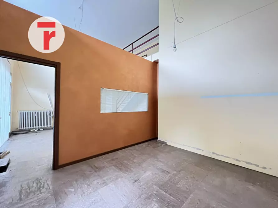 Immagine 5 di Negozio in vendita  in Via Giovanni Sebastiano Bach a Padova