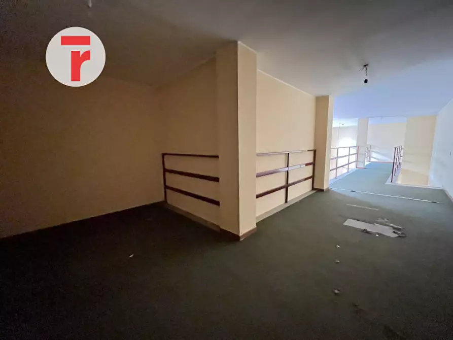 Immagine 7 di Negozio in vendita  in Via Giovanni Sebastiano Bach a Padova