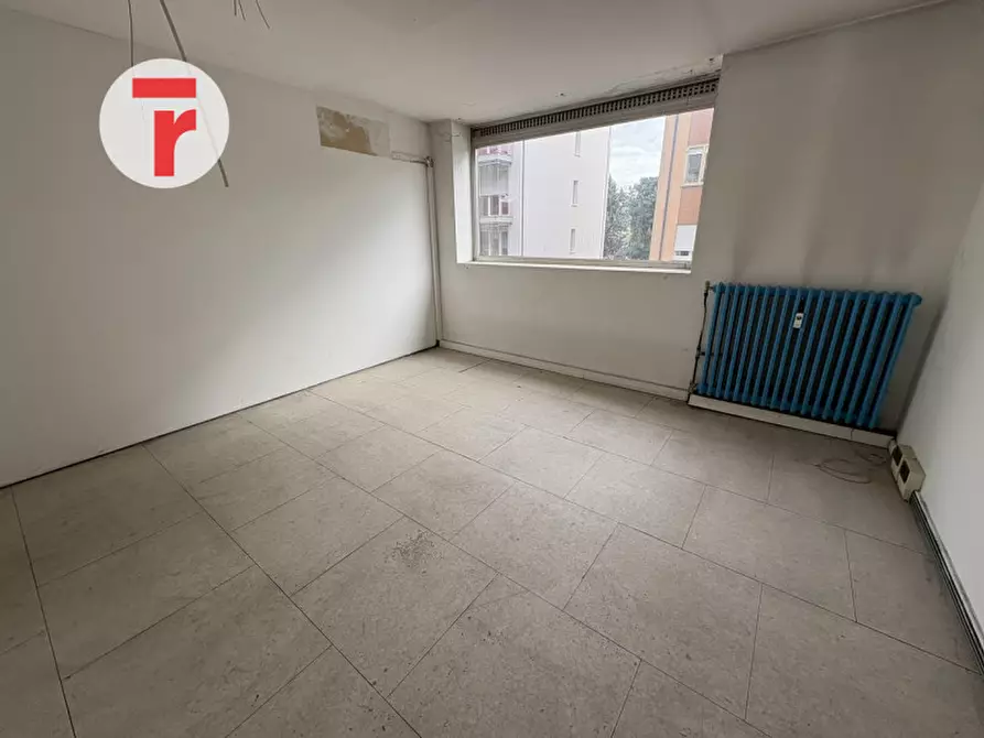 Immagine 5 di Negozio in vendita  in Via Giovanni Sebastiano Bach a Padova