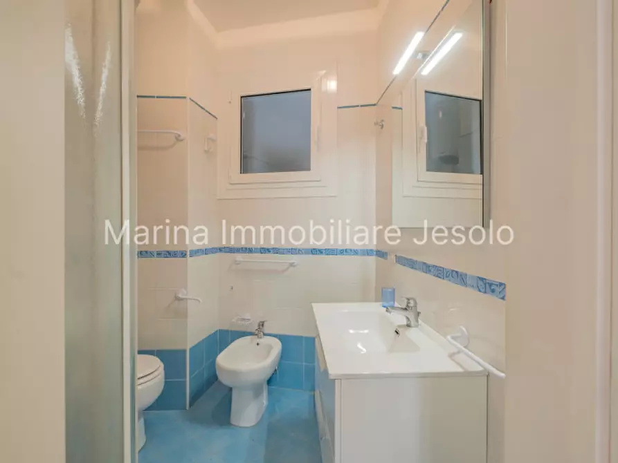 Immagine 9 di Appartamento in vendita  in Via Padova a Jesolo