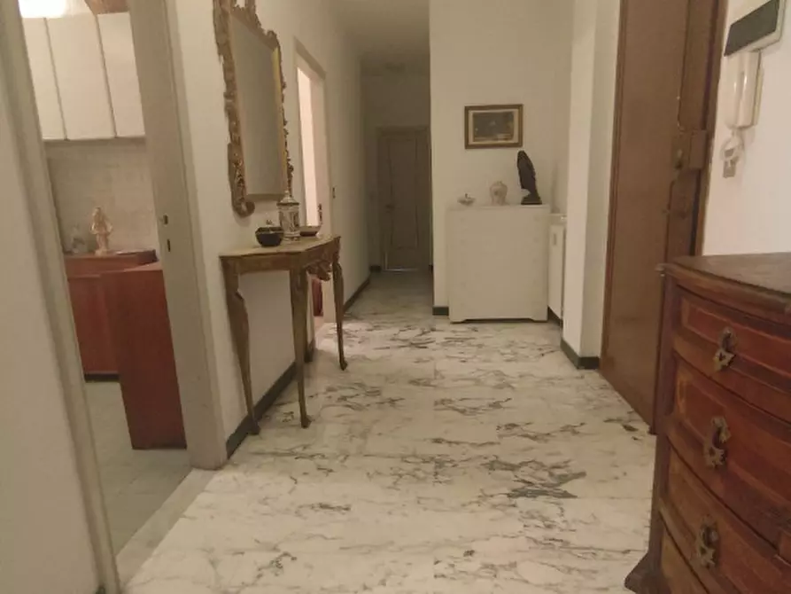 Immagine 12 di Appartamento in vendita  in Via Marco Polo 16 a Rapallo