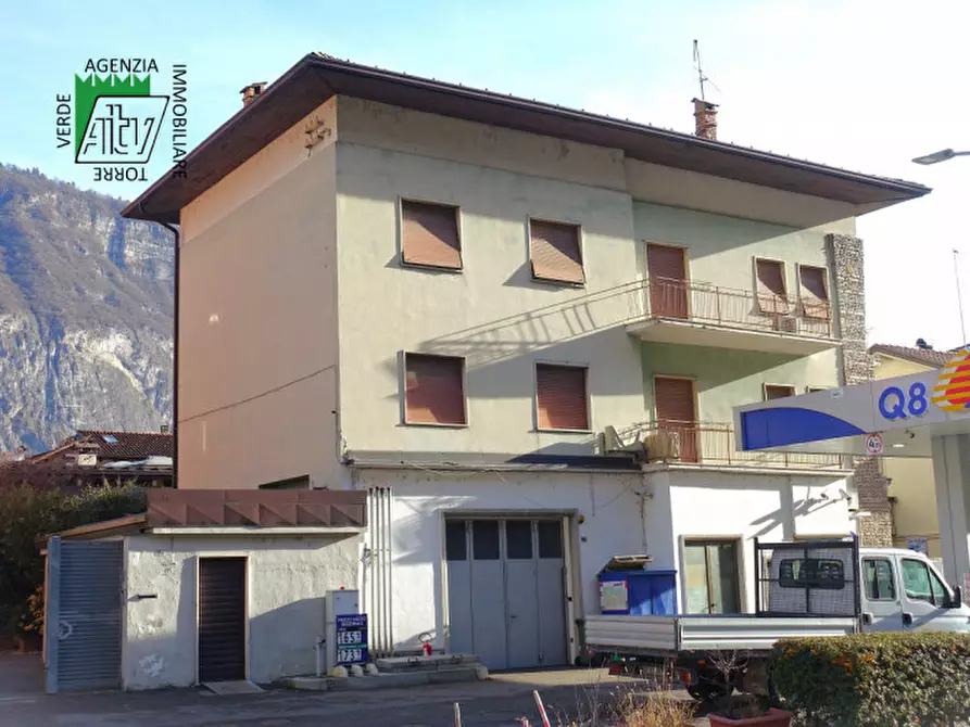 Immagine 1 di Casa indipendente in vendita  in Mezzolombardo, via Cavalleggeri Udine a Mezzolombardo