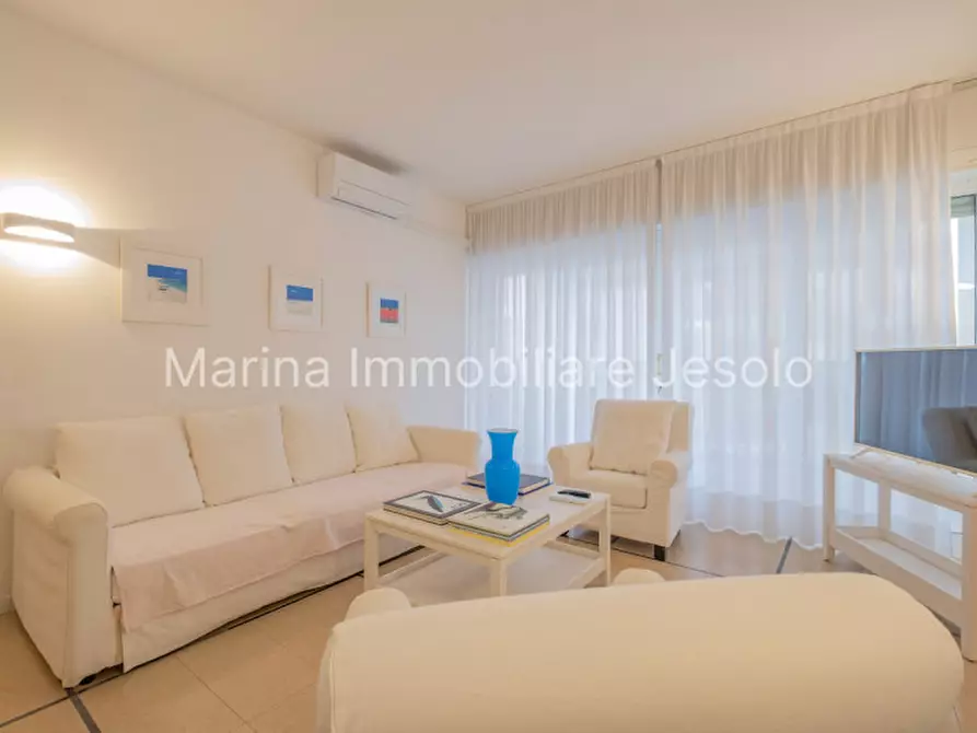 Immagine 10 di Appartamento in vendita  in Via Padova a Jesolo